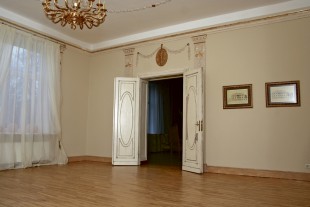 Ar patiesām vērtībām