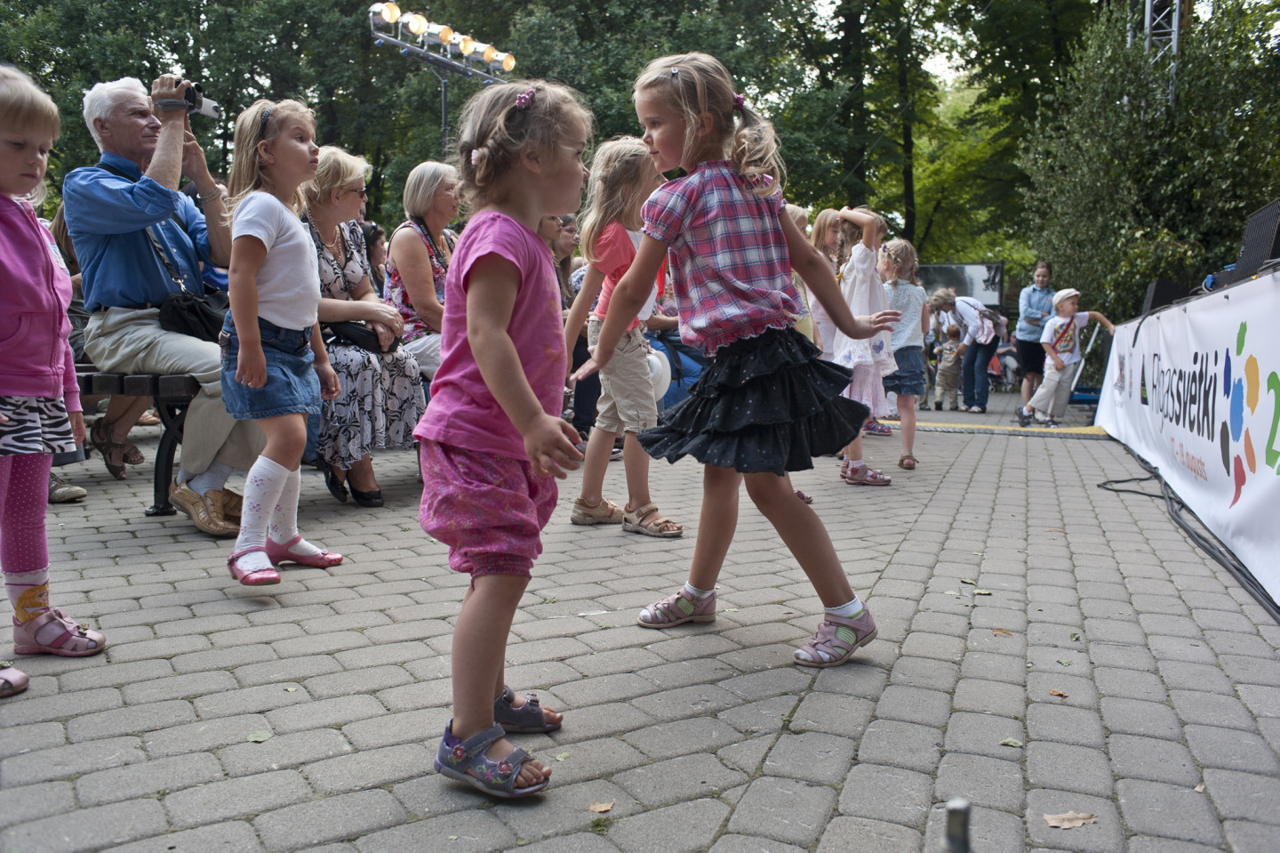 Rīgas ielas svin Rīgas svētkus.