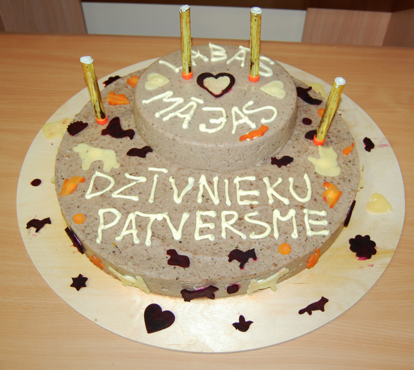 Atklās jaunuzcelto dzīvnieku patversmi „Labās mājas”