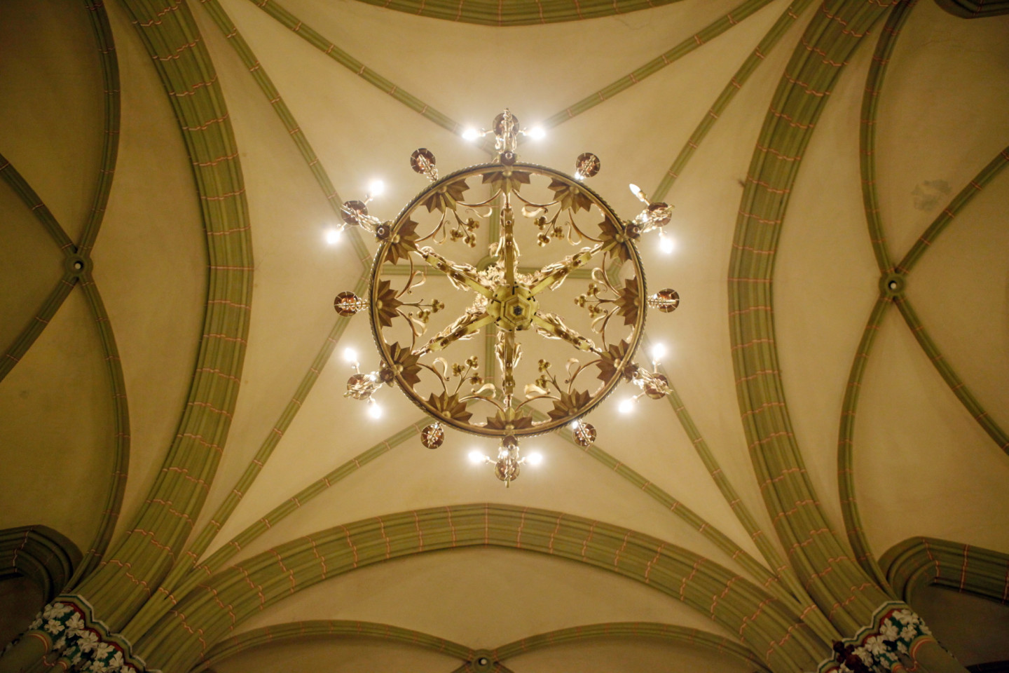 19.12.2012. Ekskursija Rīgas Vecajā svētās Ģertrūdes baznīcā. Ekskursiju vada Rīgas Vecās svētās Ģertrūdes baznīcas draudzes mācītājs Rinalds Grants