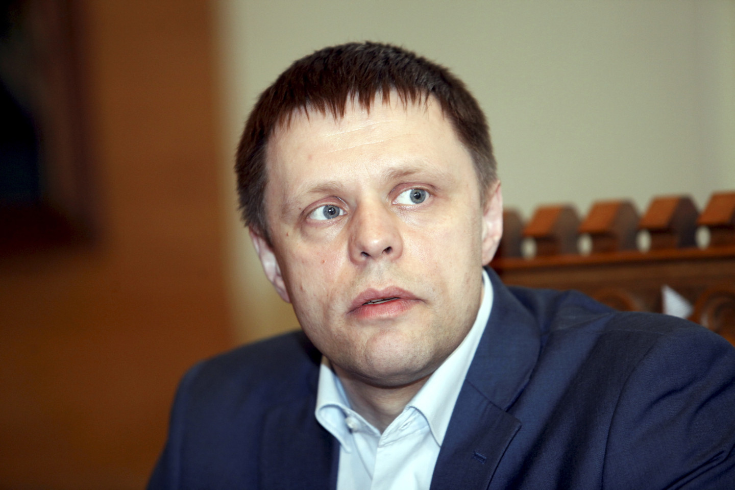 26.04.2013. RD Satiksmes un transporta komitejas priekšsēdētājs Vadims Baraņņiks (no kreisās), "Tele 2" valdes priekšsēdētājs Valdis Vancovičs un velomaratona organizators Igo Japiņš. Preses konference, kurā informē par šī gada Tele2 Rīgas velomaratona norisi un jaunumiem.
