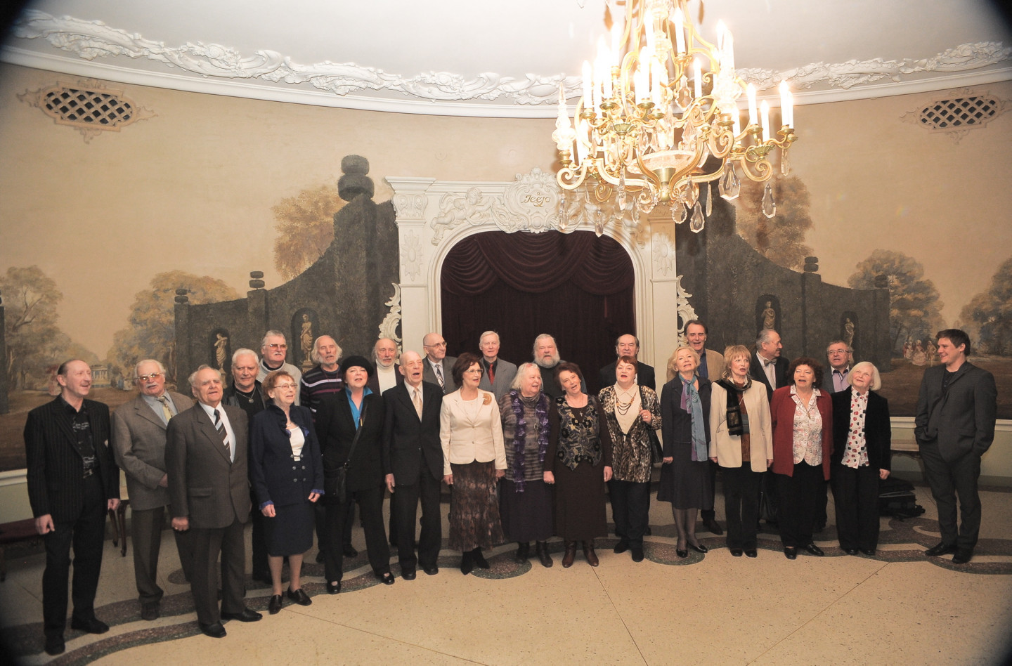 29.04.2013. Filmas "Džimlai Rūdi Rallallā!" aktieri un filmēšanas grupa pulcējas kinoteātrī Splendid Palace, Rīga. Foto: Gints Ivuškāns