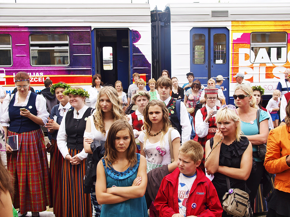 2013.06.15. VAS « Latvijas Dzelzceļš » ar unikālu pasākumu «Dziesmu un Deju svētku ekspresis» ieskandināja XXV Vispārējos latviešu dziesmu un XV Deju svētkus.