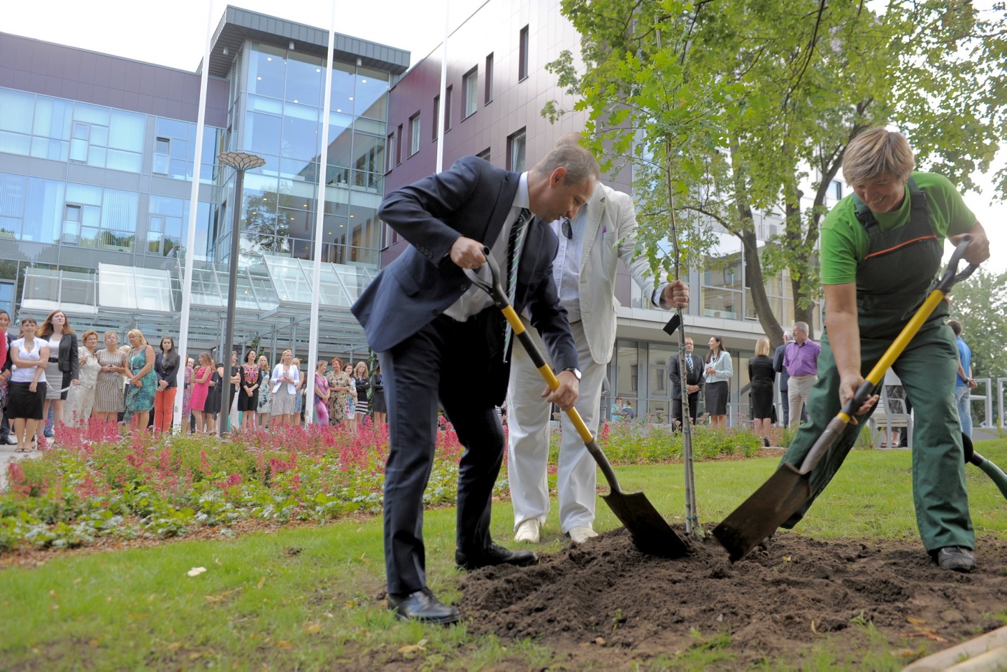 17.07.2013. Svinīgi atklāk jauno Administratīvās rajona tiesas Rīgas tiesu nama ēku. Baldones iela 1a, Rīga.