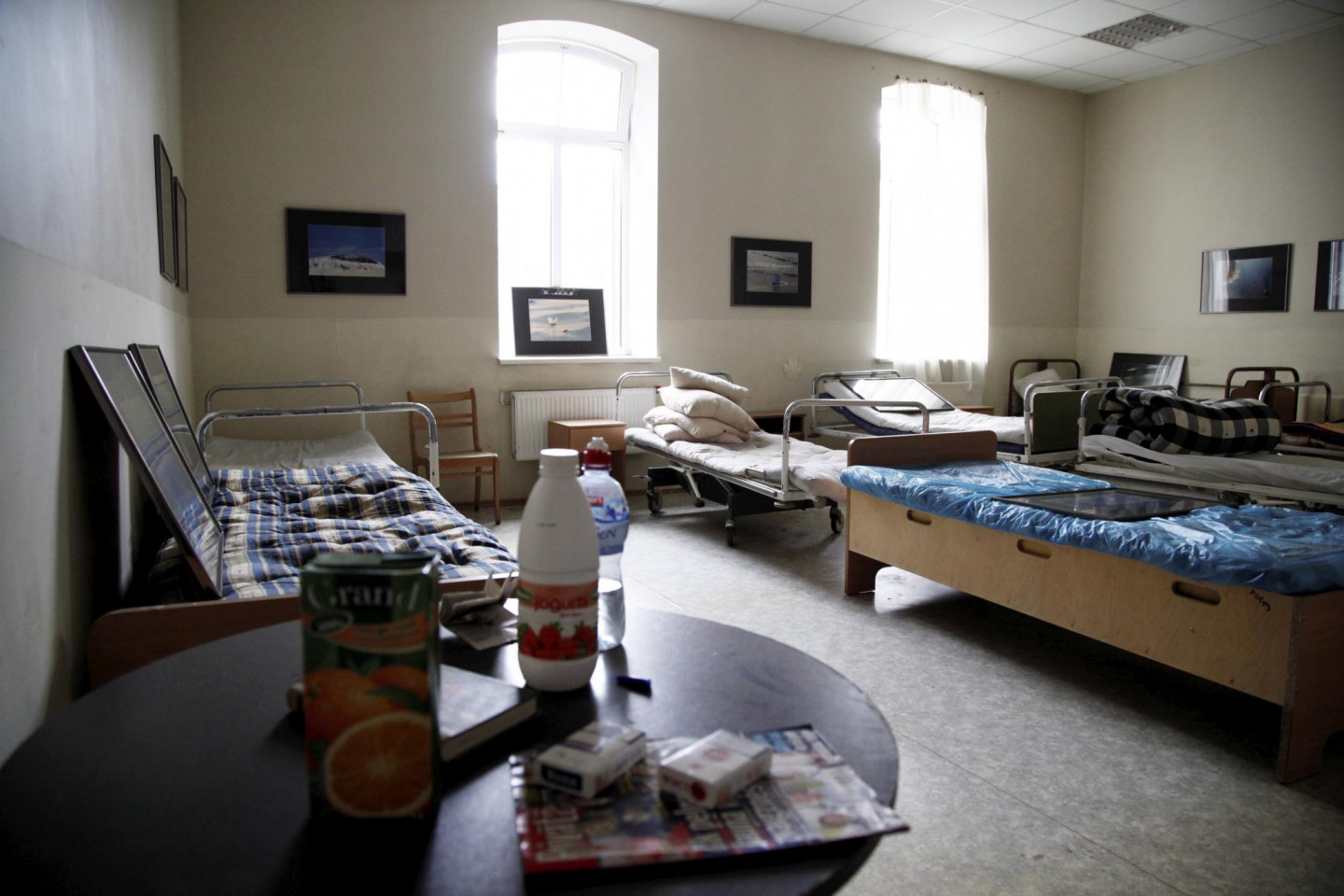 Rīgas psihiatrijas un narkoloģijas centrā atklāta izstāde "Urbānie pilsētstāsti. Sarkandaugava. Dārzs."