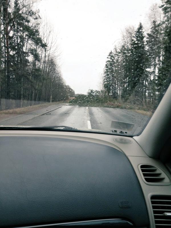 vētra ceļā Smiltene - Valmiera