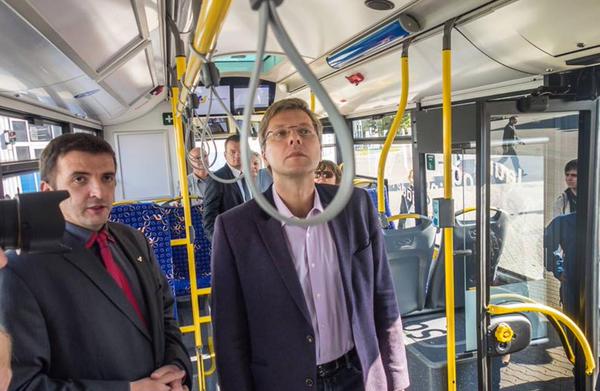 @KaiminsArtuss (Kaimiņa "parodijkonts" Twitter): "eee... @nilushakov Tev smuka bilde sanākusi...."