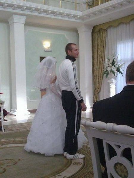 Kāzu dienā dodies pie altāra savā mīļākajā un ērtākajā treniņtērpā. Galvenais, lai ērti!