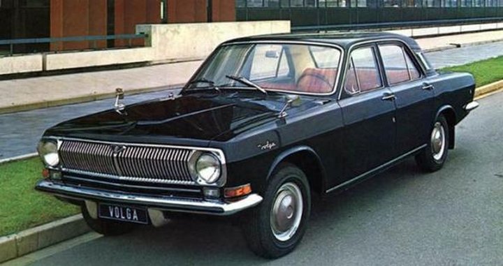 Elitārā GAZ-24 "Volga" tajā laikā maksāja 9000 rubļus