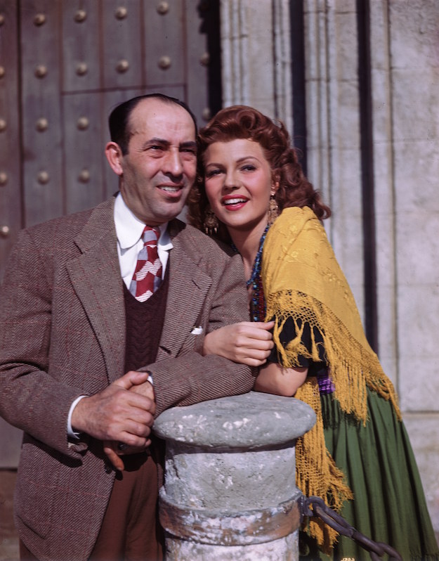 Nevajag baidīties no krāsu izmantošanas apģērbā