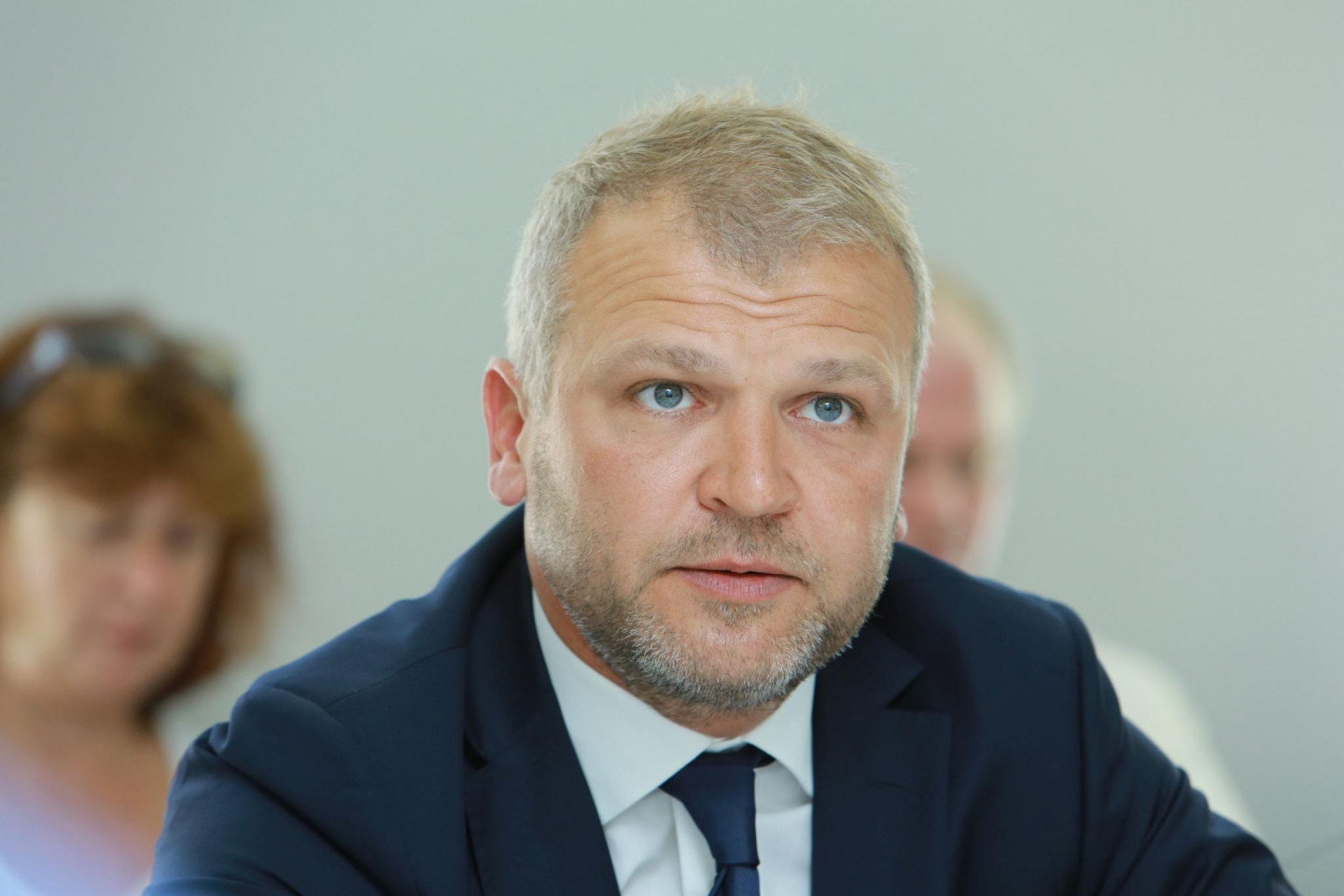 VAKARA ZIŅAS: Fiļs šķiroties sievai atstāj pili Jūrmalā - nra.lv