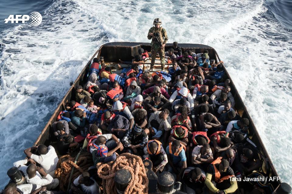 Lībijas robezsardze Vidusjūrā izglābusi 147 migrantu.