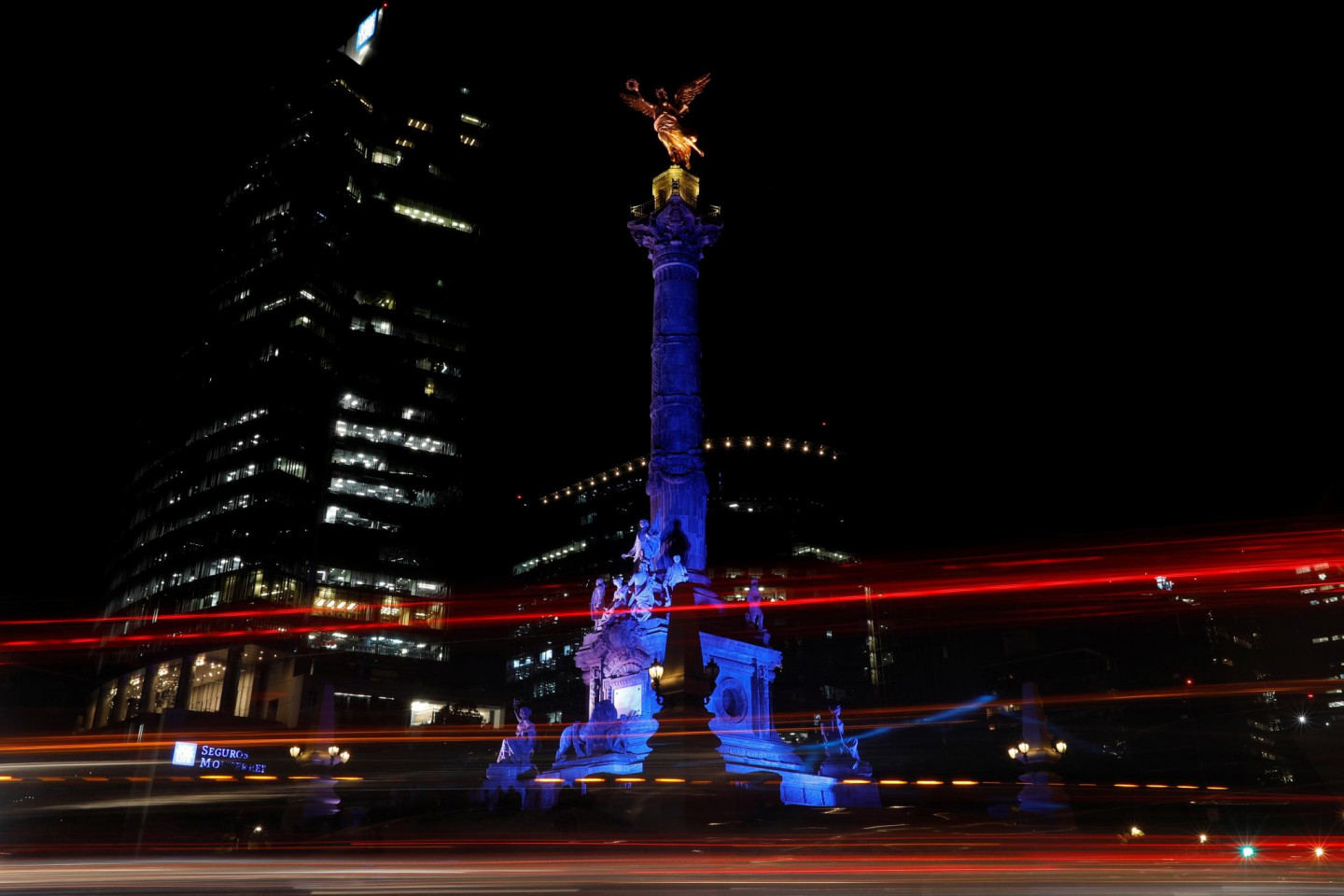 Brīvības statuja Mehiko