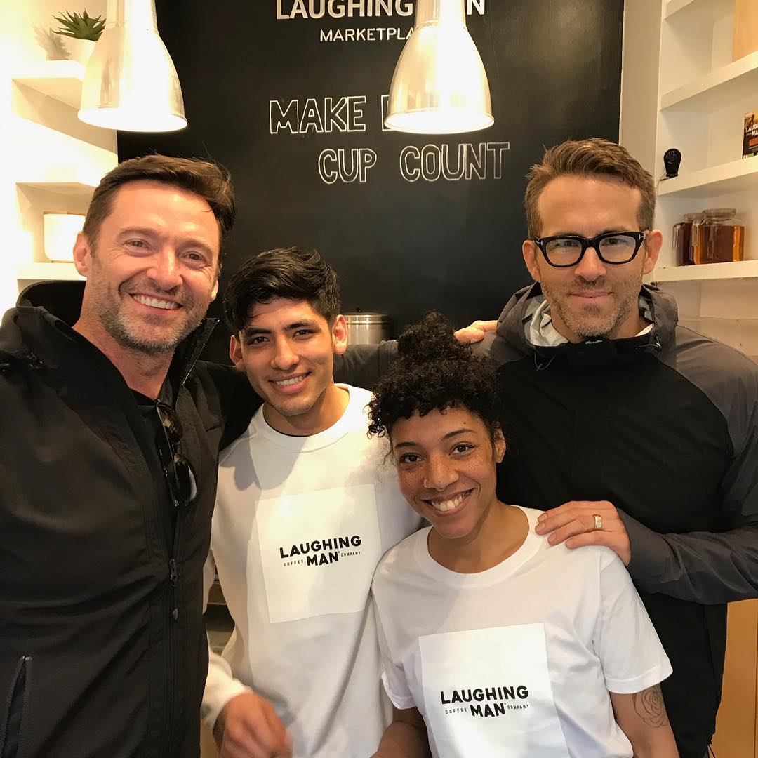 Hjū Džekmens un Raiens Reinolds