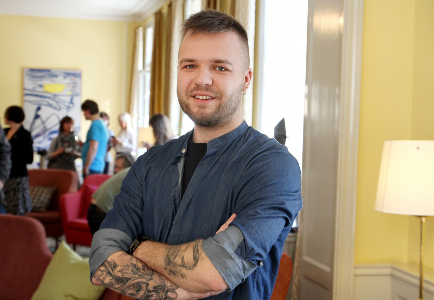 2016. gada maijā Valters viesojās Zviedrijas vēstniecības telpās, kur notika Eirovīzijas dziesmu konkursa preses konference, kurā informēja par Latvijas delegācijas sastāvu un došanos uz starptautisko Eirovīzijas dziesmu konkursu Zviedrijā.