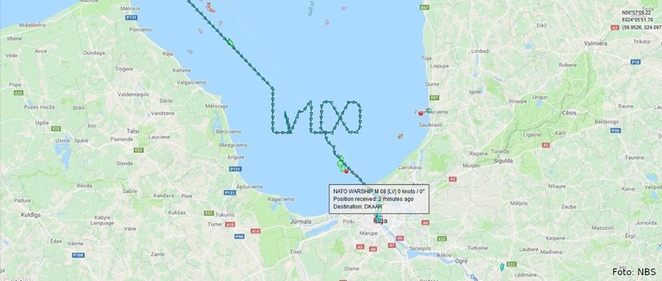 Mīnu meklēšanas kuģis "Rūsiņš" ceļā uz Rīgu "uzzīmēja" LV100