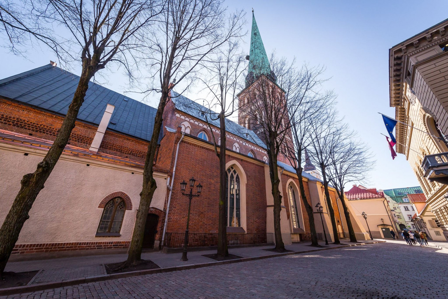 Restaurācija. Svētā Jēkaba Katedrāles fasāžu apdares atjaunošana. Fasāžu restaurācija. Adrese: Jēkaba iela 9, Rīga