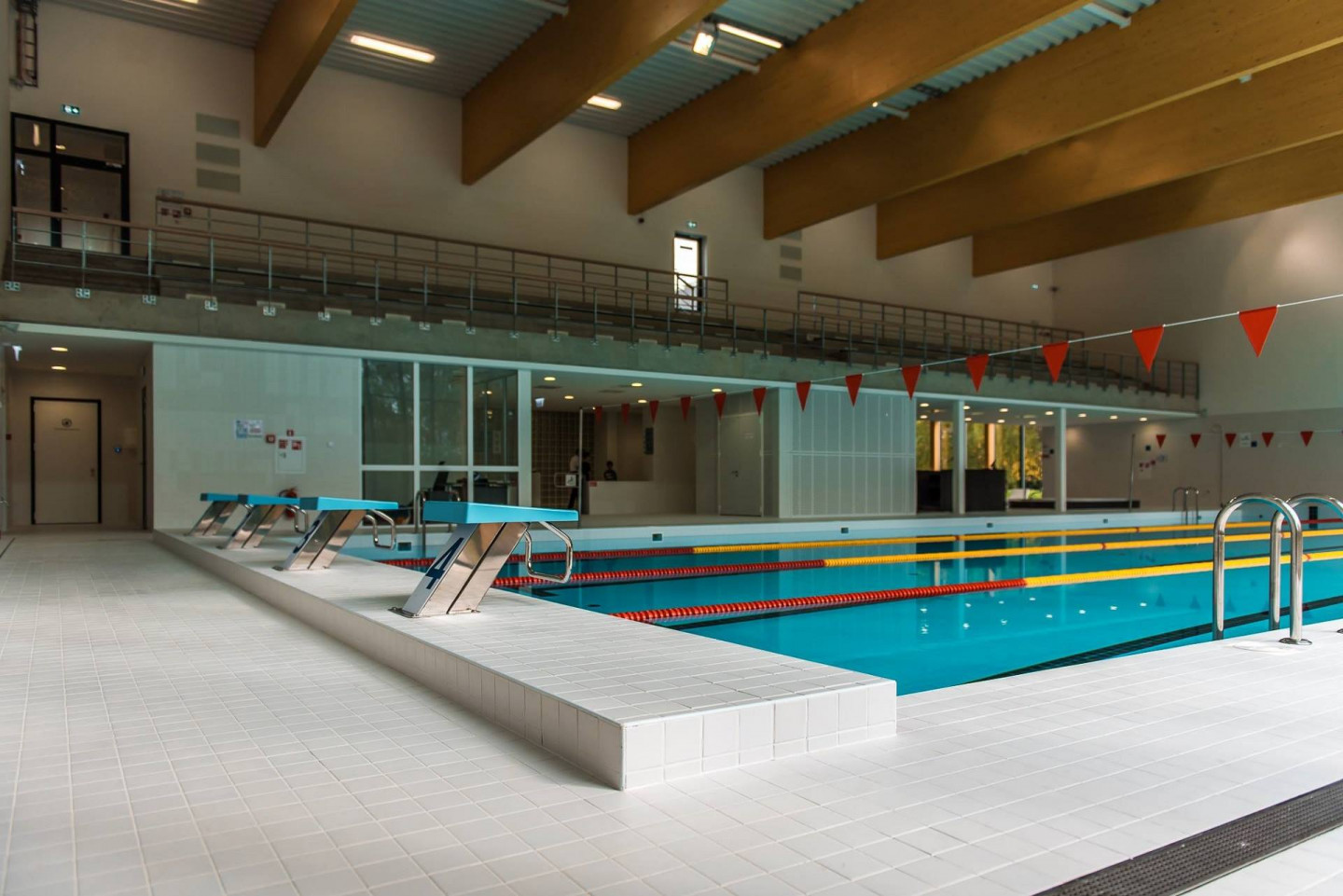 Publiskā jaunbūve. Limbažu pilsētas daudzfunkcionālais sporta un veselības komplekss. Adrese: Jaunatnes iela 4A, Limbaži