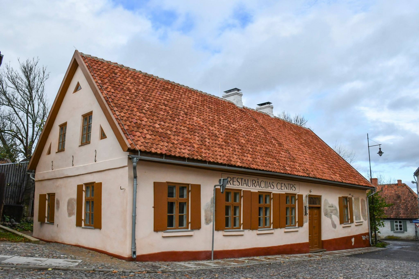 Pārbūve. Kuldīgas restaurācijas centrs. Adrese: Baznīcas iela 30, Kuldīga