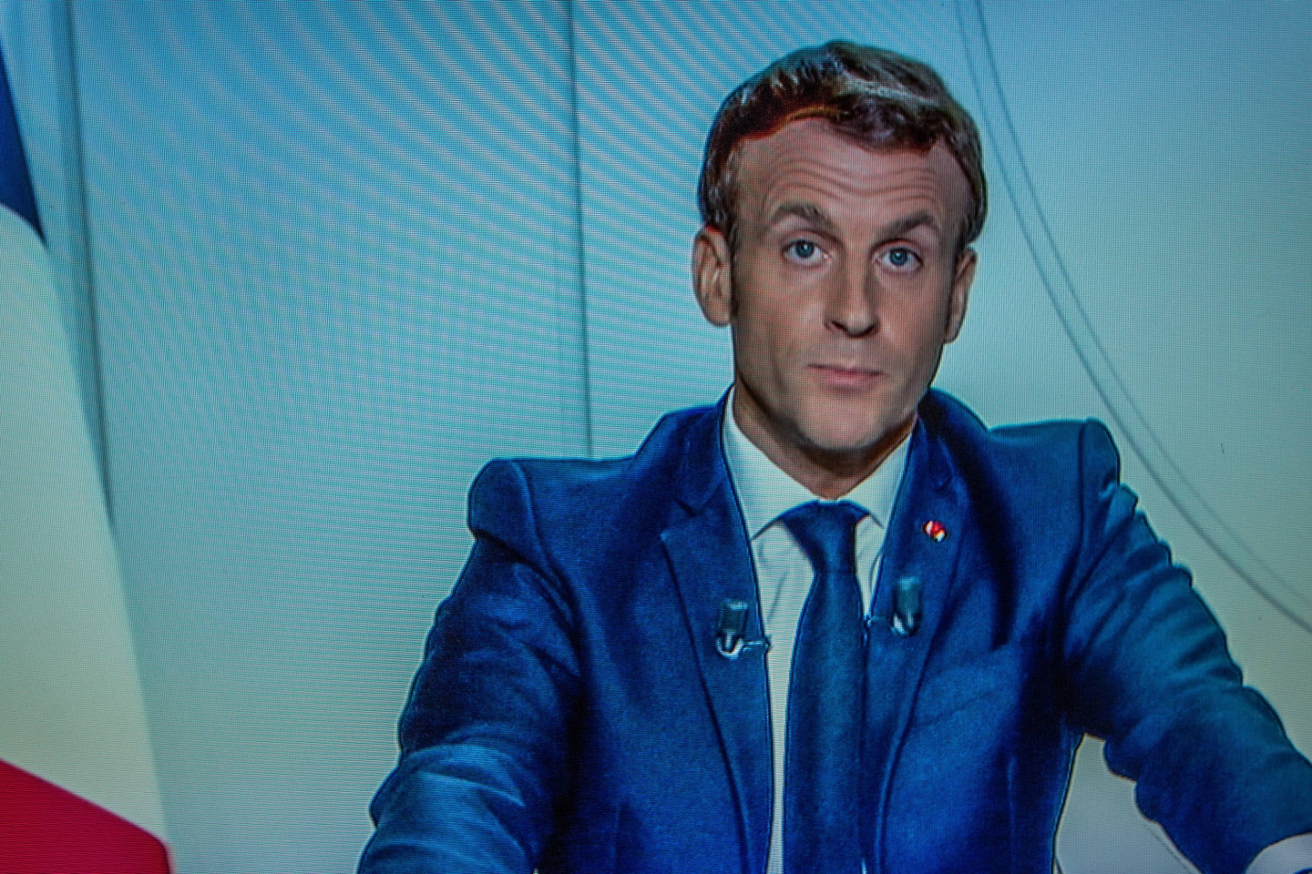 Francijā no piektdienas līdz vismaz 1.decembrim būs spēkā stingri ierobežojumi, īpašā uzrunā tautai trešdien paziņoja Francijas prezidents Emanuels Makrons.