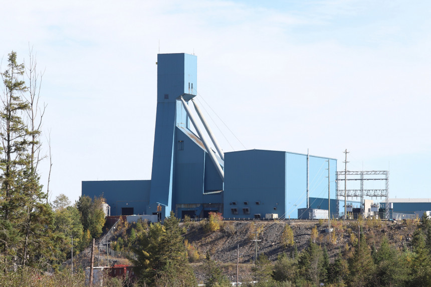 39 workers are trapped in a Canadian nickel mine