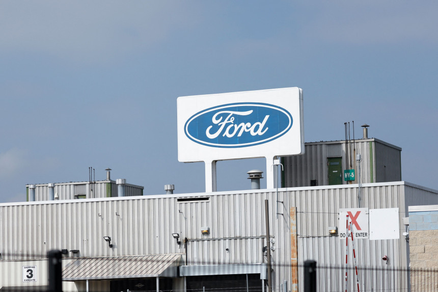 Ford Temporarily Lays Off 300 Workers Due to Detroit Car Manufacturers’ Strike