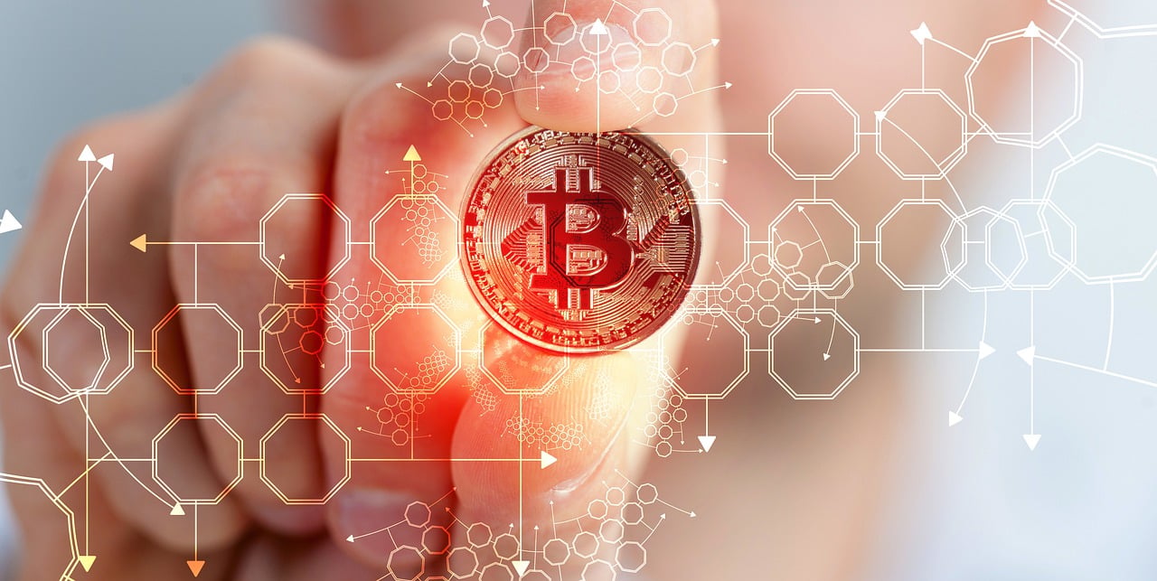 ロシアのマネーが仮想通貨市場に参入している。 ラトビアの購入者にはど​​のような影響がありますか?