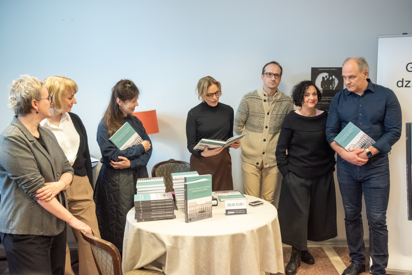 kā lēna un mierīga upe ir atgriešanās. Jaunais Rīgas teātris