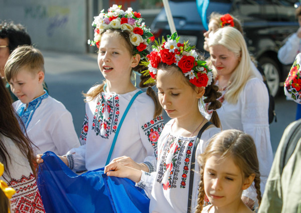 Ukraiņu kopīgais gājiens par godu Pasaules Višivankas dienai