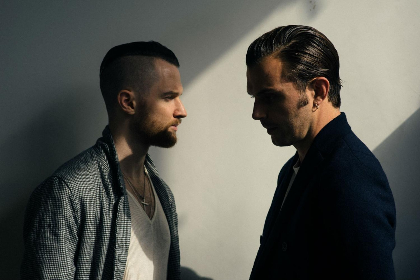 人気の「Hurts」が再びラトビアにやって来ます