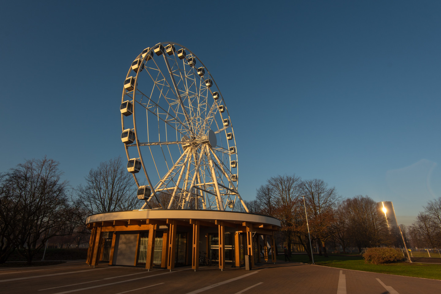 Panoramas Rats Riga Pirmie