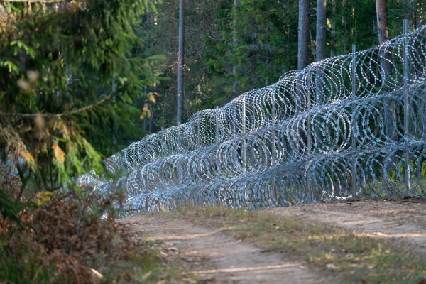 Latvijas-Baltkrievijas robežas pastiprinātai sargāšanai novirzīs vēl 110 000 eiro