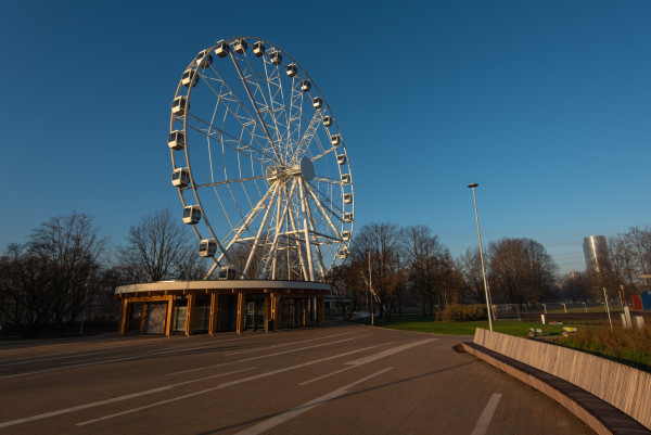 Rīgas panorāmas rats piedāvā lielisku vakanci ar labu atalgojumu