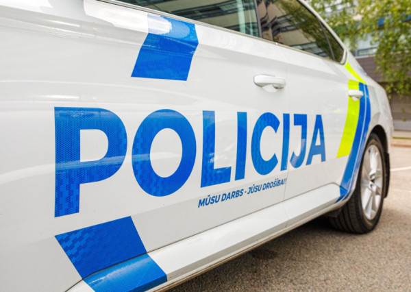 Policija ziņo: no skolas Rīgā nepārnākušais zēns atrasts pavisam citā pilsētā