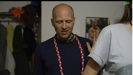 VIDEO. Uģis Kuģis pēc Indijas brauciena jūtas kā izgāzies tēvs: Tas bija sviests!