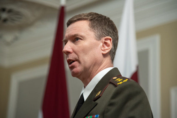 NBS komandieris pieļauj sieviešu obligātu iesaukšanu VAD