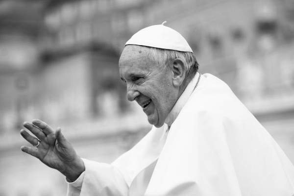 Zināms pāvesta Franciska bēru datums