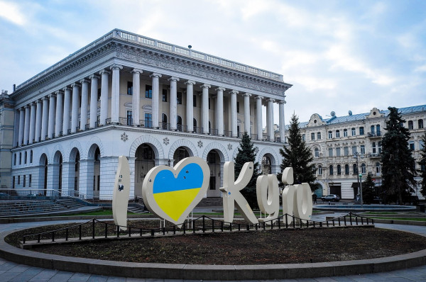 Ukraina "uz paklāja" izsaukusi Ķīnas vēstnieku