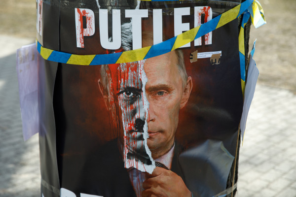 Putins paziņo par trīs dienu uguns pārtraukšanu