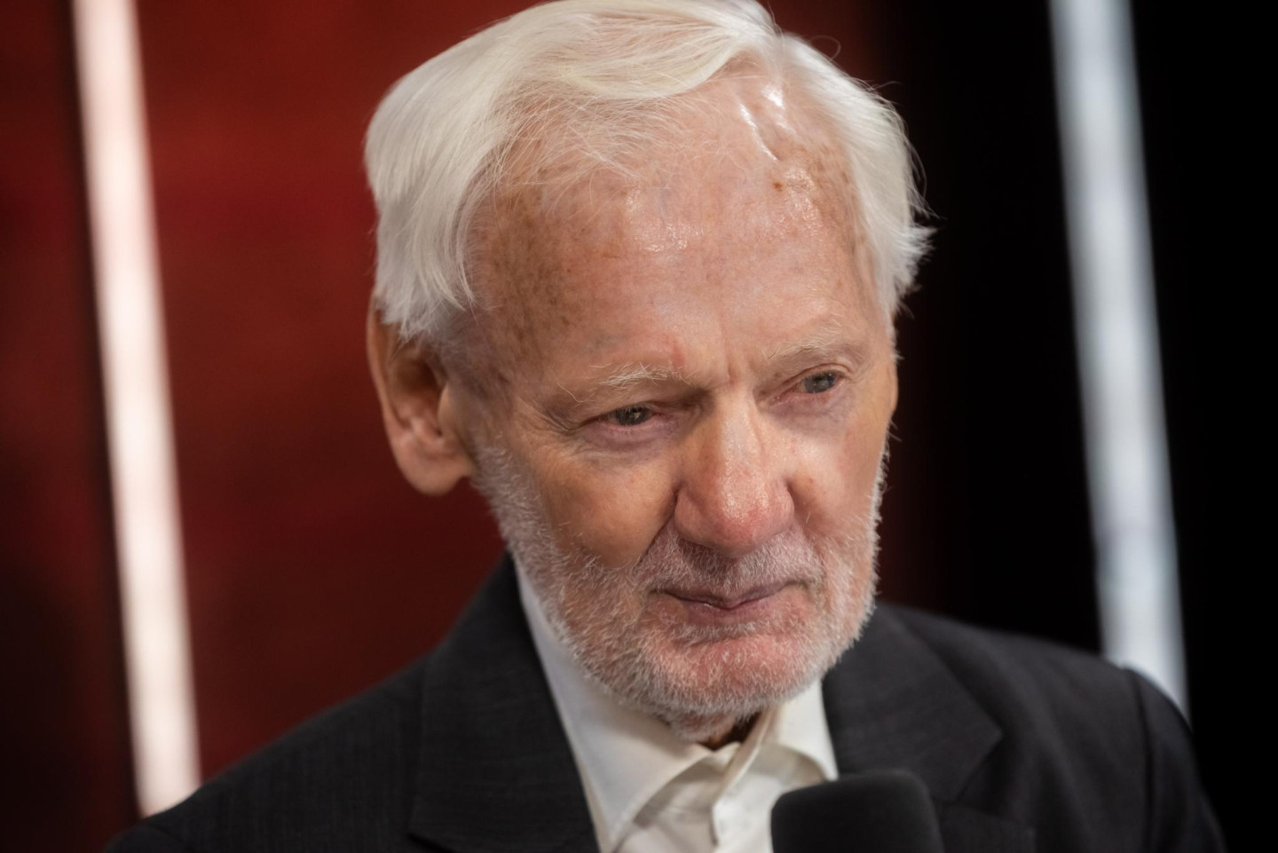 アナトリー・ダニランス：82歳でも現役