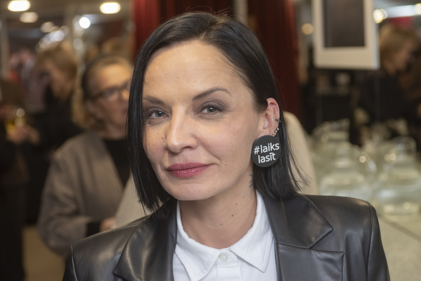 Esmu nopirkusi vienvirziena biļeti"; Inga Grencberga pamet Latviju - nra.lv