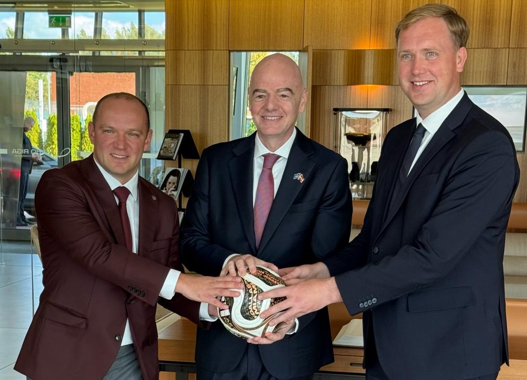 Latvia and Ukraine discuss joint FIFA U-20 World Cup bid
