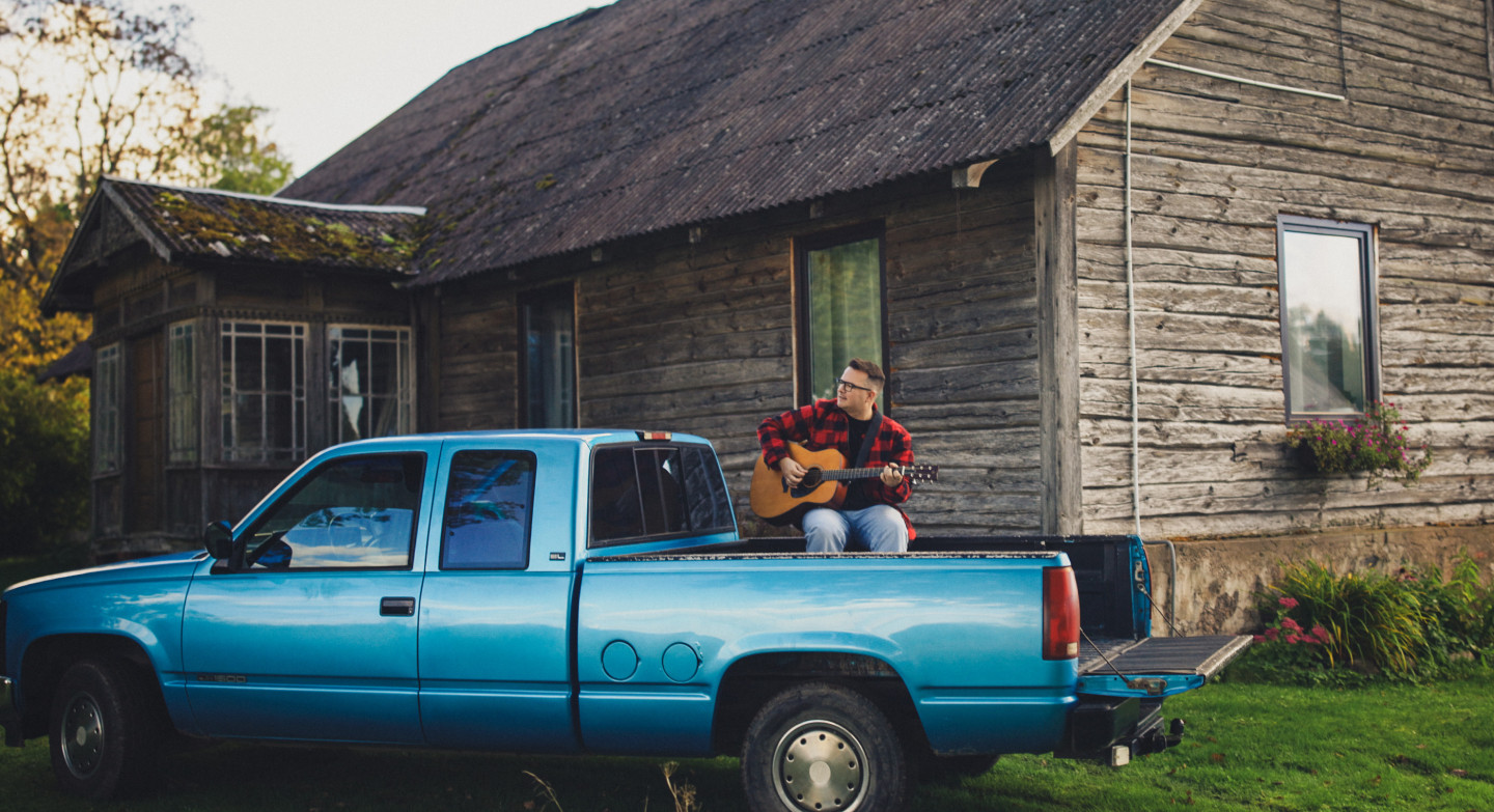 Martin Kanters releases new country-rock single It's Worth a Try